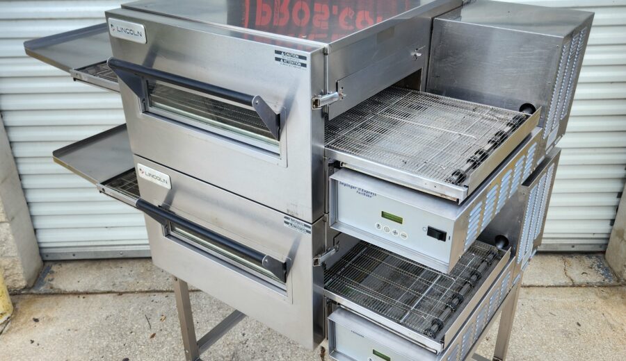 2021 Lincoln Impinger Natural Gas Double Stack Fast Bake 18″ Conveyor Pizza Ovens